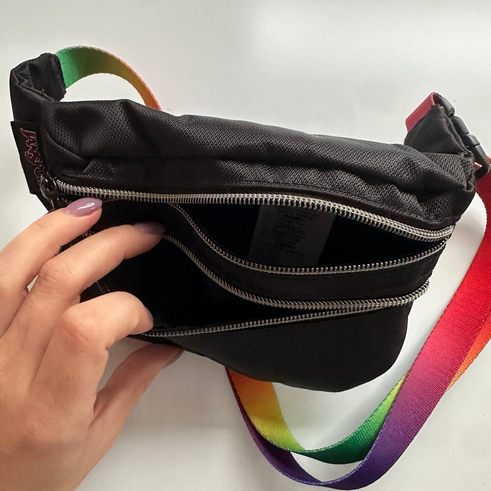 Jansport black double zipper‎ fanny pack with rainbow strap - Picture 5 of 5